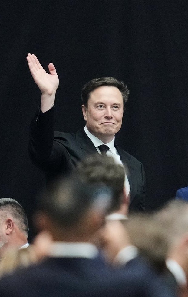 maksim8247's tweet image. I can&apos;t stop loving you. have to be honest. I think about you a lot. In the morning, at night, middle of my day It&apos;s you. It&apos;s just always you... I can&apos;t think of better way to spend my time.. I&apos;m crazy about you @elonmusk ❤️
#ElonMusk #elon_musk #elon #love #Tesla #Starship
