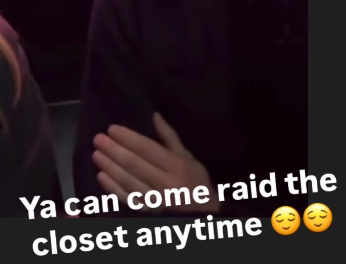 tloupunk's tweet image. cardi b 😭😭😭😭😭