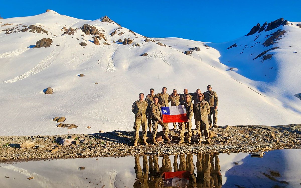 Personal de la Patrulla de Auxilio y Rescate Militar del Ejército (#PARME) del Regimiento N°16 “Talca” realizó una capacitación de “Vida y Desplazamiento en Montaña en Periodo Estival”, dirigida al personal no especialista perteneciente a la <a href="/IiChile/">II División Motorizada del Ejército de Chile</a> 
La instrucción tuvo como