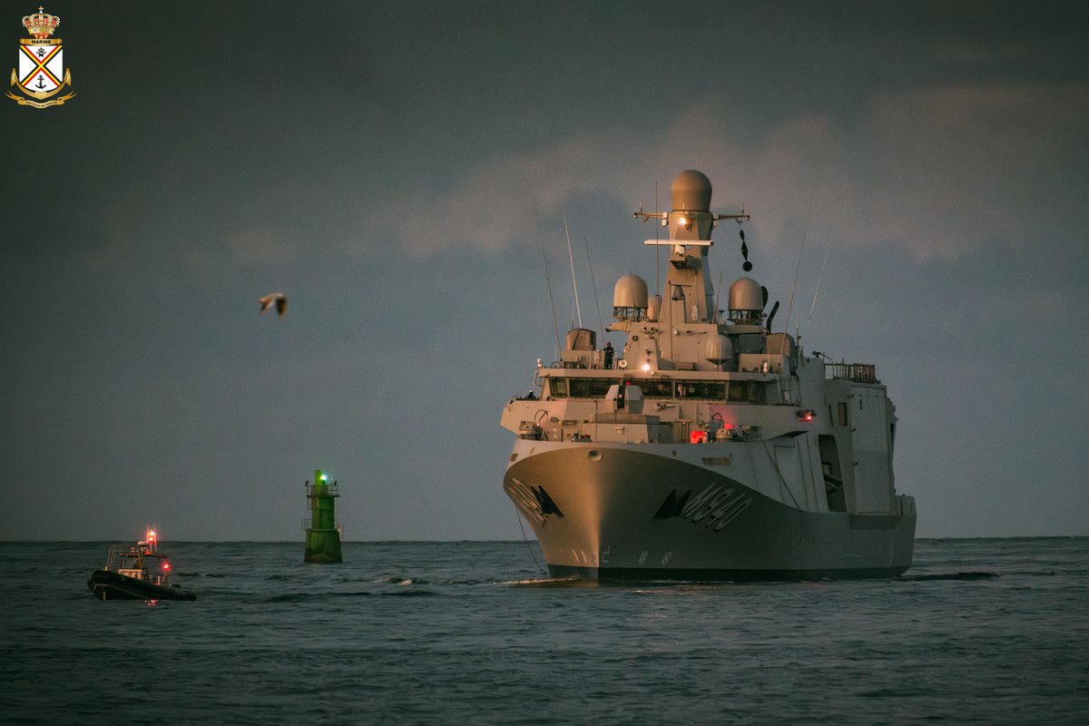 It’s getting closer… 🚢✨

Soon we’ll welcome the  Oostende, the first of our new mine countermeasure vessels.
Belgium and the Netherlands will each receive six of these state-of-the-art ships, designed to keep sea lanes open and safe for global trade. 🌍

 📸 Spotted in August.