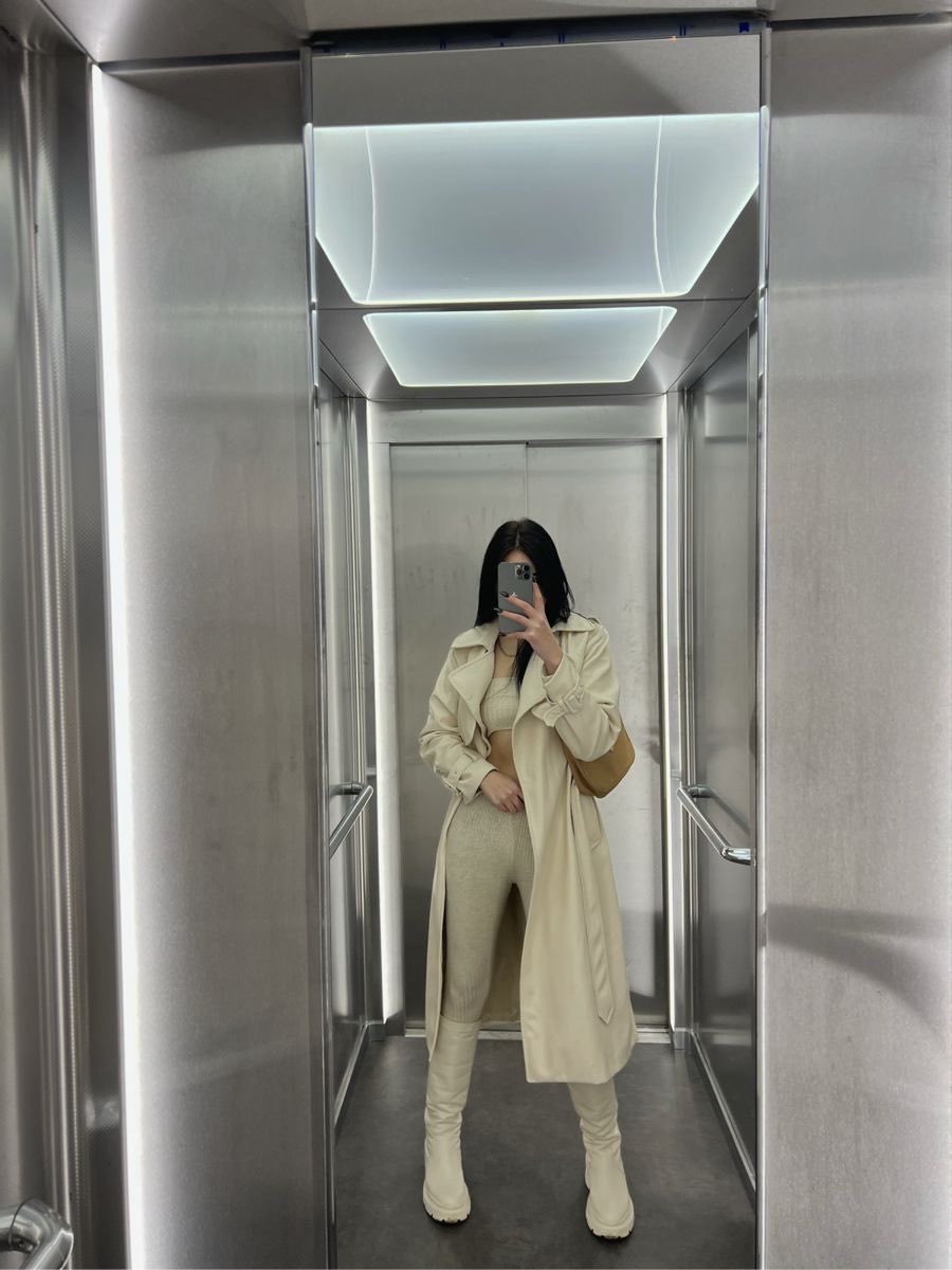 Havalar çok mu soğudu ne 😧 

#Kadıköy #Beşiktaş #Nişantaşı #Ataşehir #Florya #Erenköy #Maslak #Üsküdar #Sarıyer #Bakırköy #Levent #Maltepe #Bebek #Tarabya #Bostancı #Şişli #Beykoz #Ortaköy #Etiler #Moda