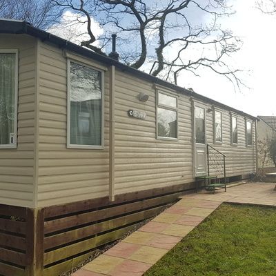 Around About Britain tweet media