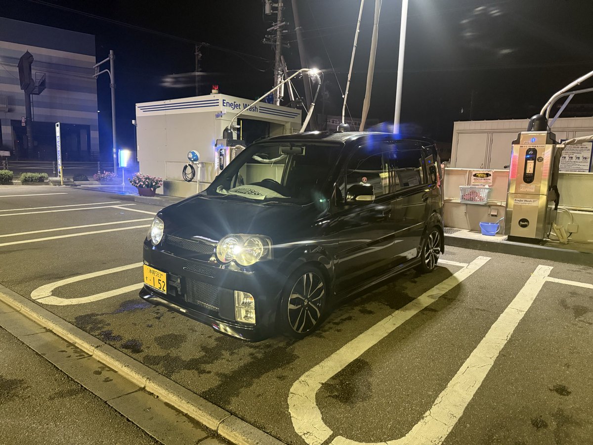 Sporza152's tweet photo. #拡散希望です
この沖縄ナンバーのムーヴ探してます…
イベント参加兼旅行の足として、沖縄から県外に持って行って、預かってもらってる友人と連絡がつかなくなり、探してます

おそらく考えられる場所が
大阪の南船場4丁目付近か、兵庫のどこか、富山県の多分、砺波？らへんかと https://t.co/lx8ILey1xp