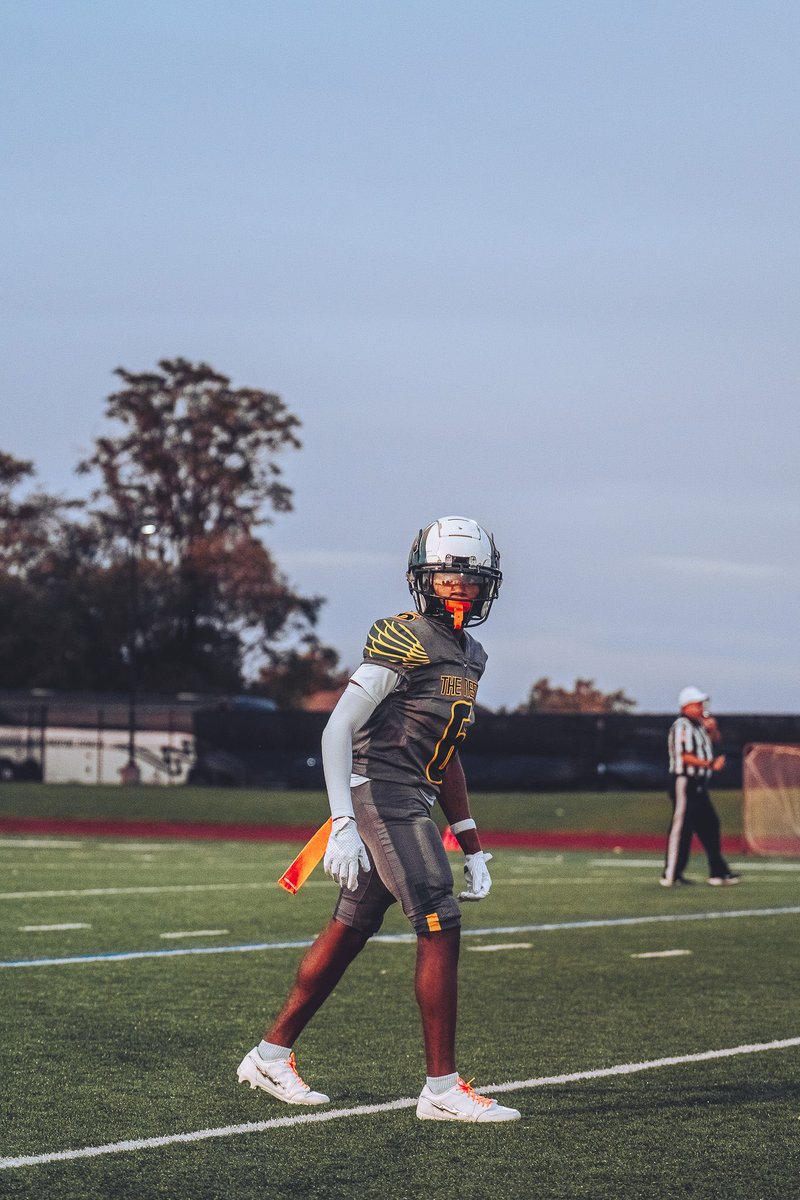 Mid season film check it out hudl.com/video/3/207778…
<a href="/DundalkFootball/">Dundalk Football</a>