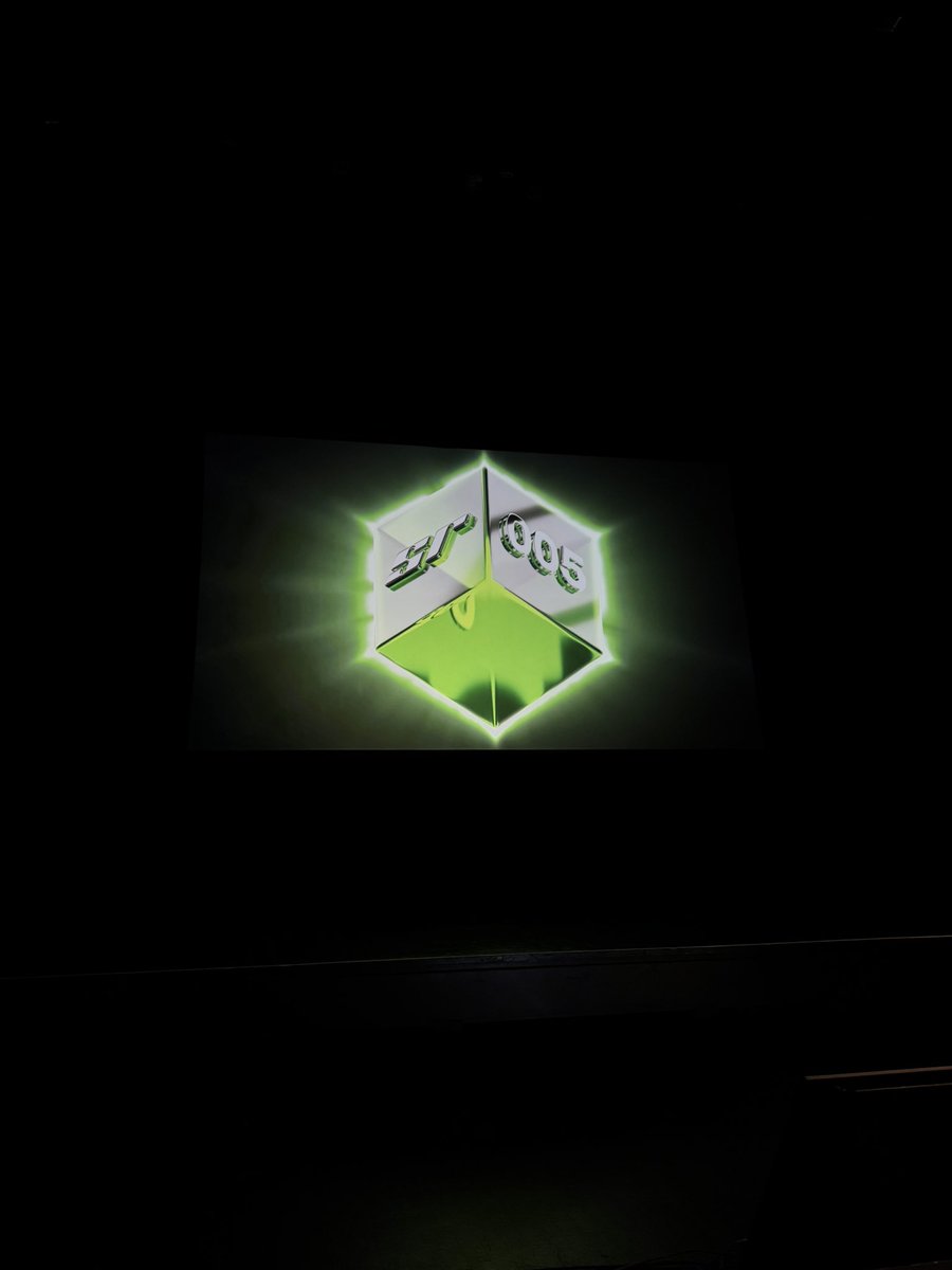tkexpress11's tweet image. about to go live!

SR005 Demo Day

65 exceptional teams 

been an honor to watch them crush the last 3 months during @speedrun