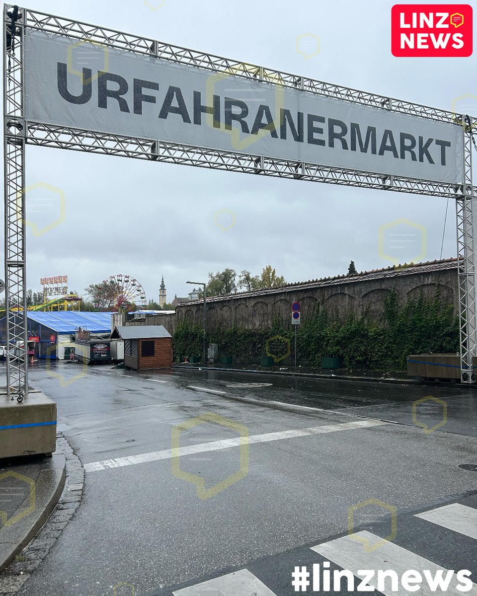 linzdotnews's tweet photo. 🎡 Urfahrmarkt Abbau geht weiter
🥶 Auch am Dienstag Regen, Kälte und ein echtes "Sauwetter"
👉 Am 1.5.2026 ab 10 Uhr geht es weiter mit dem Frühjahrsmarkt.
#urfahrmarkt #urfix #linz #abbau #dienstag https://t.co/X4qhHL89pQ