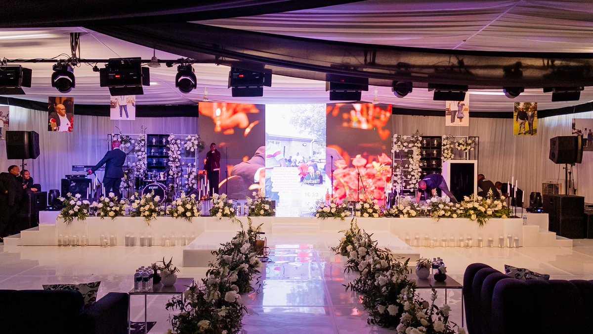 nonoevents's tweet image. #DignifiedSendOff #RIP 
Condolences to the Family 🕊
#FuneralService #FuneralServiceSetup
#Deco #FurnitureHire #Candles #Flowers #NonoEvents