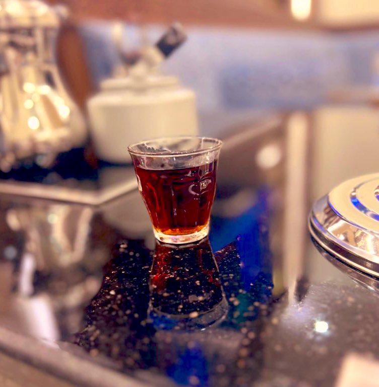 فداك القلب و راعي القلب و ربوعه الأجناب
"يا وجهٍ من عرفته صارت الأيام مرغوبه ") 

             #مساء الخير ☕️🙋🏻‍♂️