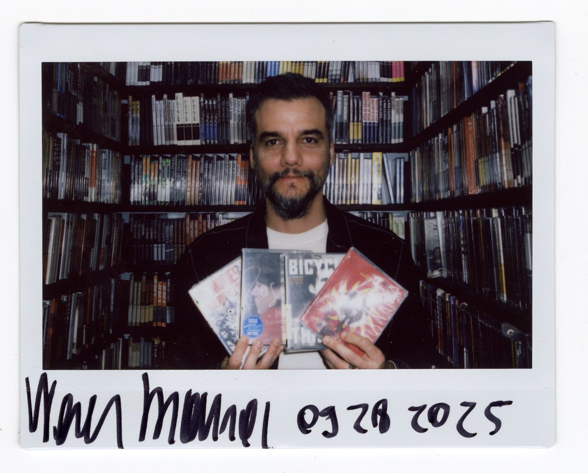 Criterion's tweet image. A great visit from Wagner Moura! ✨
You can see him next in Kleber Mendonça Filho’s THE SECRET AGENT, which just had its @TheNYFF premiere before opening in theaters in November c/o @neonrated.
Wagner's Picks (more to come. . .):
MEMORIES OF UNDERDEVELOPMENT
ROSETTA
BICYCLE…
