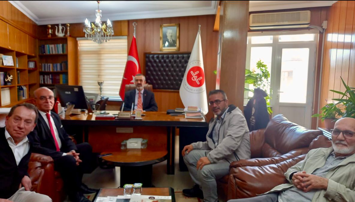 İl Yaşlılar Komisyonu Başkanımız ve İlçe Yaşlılar Komisyonu Başkanımız ile Din Görevlileri Haftası nedeniyle Tuzla Müftümüz Mustafa AYDIN’ı ziyaret ettik.

<a href="/abdullahozdemir/">Abdullah Özdemir</a>
<a href="/serefcolak/">Şeref ÇOLAK 🇹🇷</a>