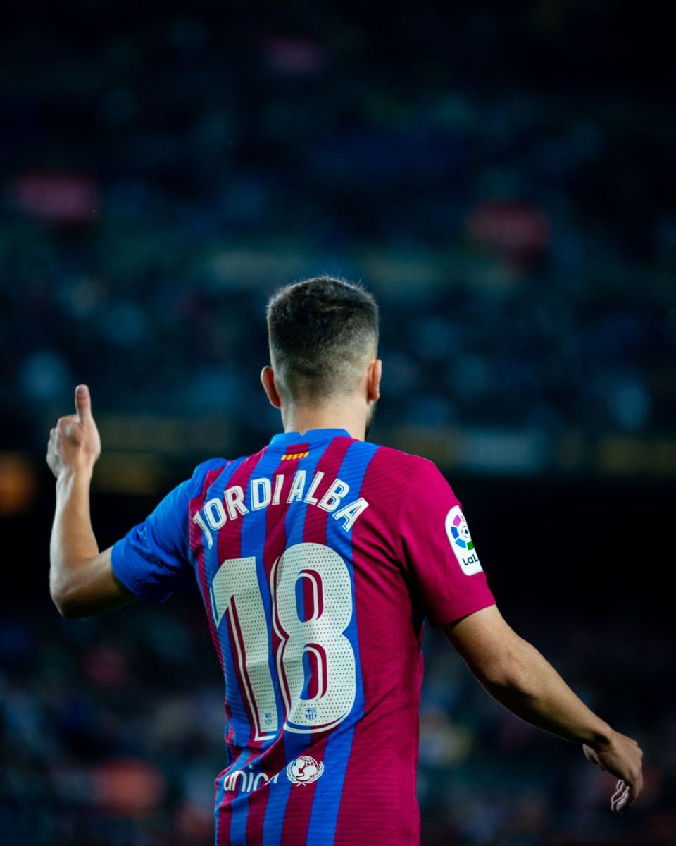 raphinhanation's tweet photo. The game goes on, but my heart stayed behind.

Gracias @JordiAlba ❤️ https://t.co/kqfKJsUAv8