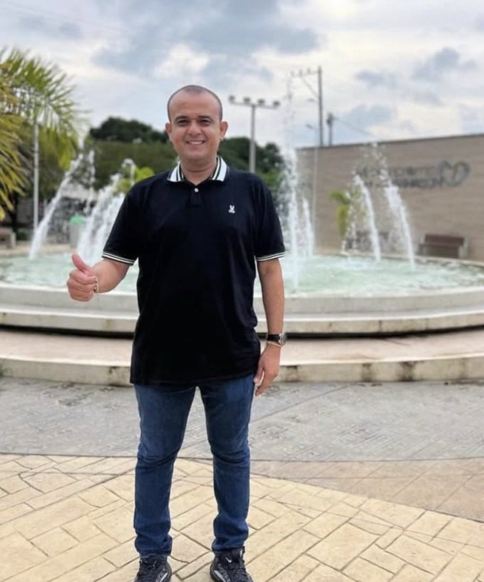 El <a href="/DavoPastranaS/">Davo Pastrana</a> fue alcalde de Sahagún porque Ñoño Elías lo permitió. Pero apenas tuvo oportunidad, le clavó el puñal apoyando otro candidato a la Alcaldía. Ahora anda buscando llegar al Senado de la República de la mano de Elbert Chagüi y su grupo político. ¿De verdad cree