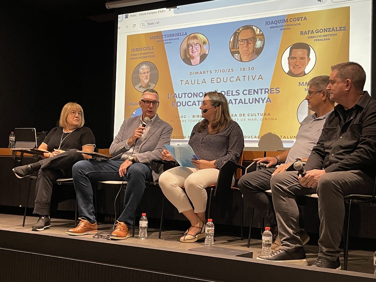 Comença la Taula Educativa després de la presentació d’en Joaquim Costa