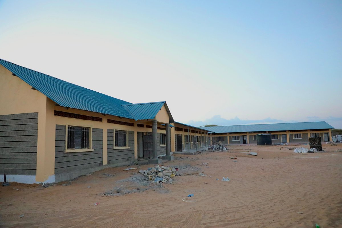 ShemMukalo's tweet image. Hon. Mohammed Adow on Tuesday descended on Abakore to inspect the ongoing construction of Abakore Modern Primary School, an important project that aims to afford students from the area &amp;amp; its environs a dignified learning environment. @Moadow