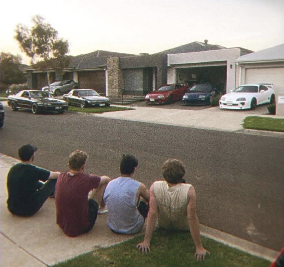 world on whells (@runcarspic) on Twitter photo 