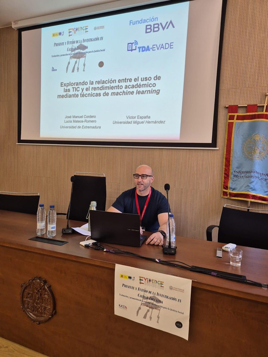 TDA_EVADE's tweet image. ¡Seguimos con la difusión de resultados!

El investigador José Manuel Cordero presentó avances de #TDA_EVADE con datos de #PIRLS2021.

El trabajo se compartió en el I Seminario Internacional “Presente y Futuro de la Investigación en Calidad Educativa” en la @usal.