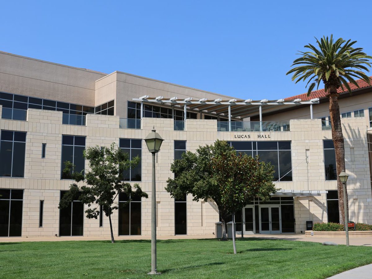 Happy Tuesday, Broncos!

Can't believe it is already Week 3 of the fall quarter! ☀️ 

#LifeAtSCU #SiliconValley #SantaClaraLeavey #BroncoNation