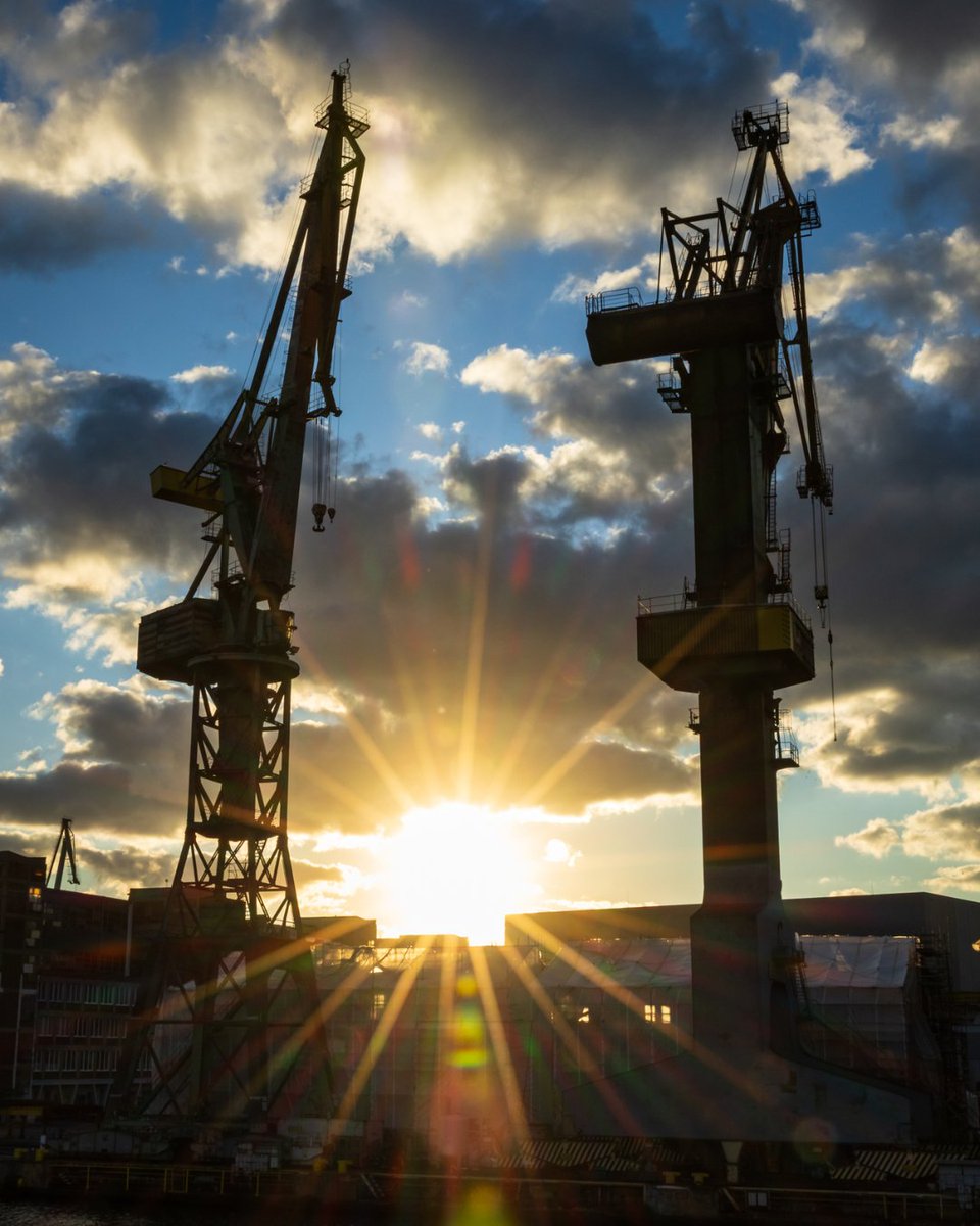 Gdańsk, port hanséatique, ville de chantiers navals et berceau de Solidarność : trois symboles étroitement liés à l’histoire européenne. Lors de la réunion de mon groupe politique, le PPE (188 députés), il n’était pas évident d’obtenir un temps de parole, et j’ai eu l’opportunité