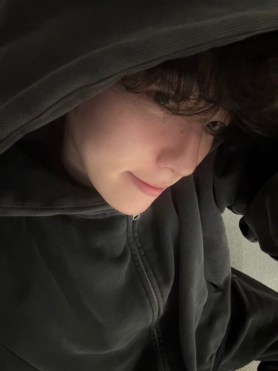 _cosmiclue's tweet image. candy candy !! 🍭

#EXOLSelcaDay