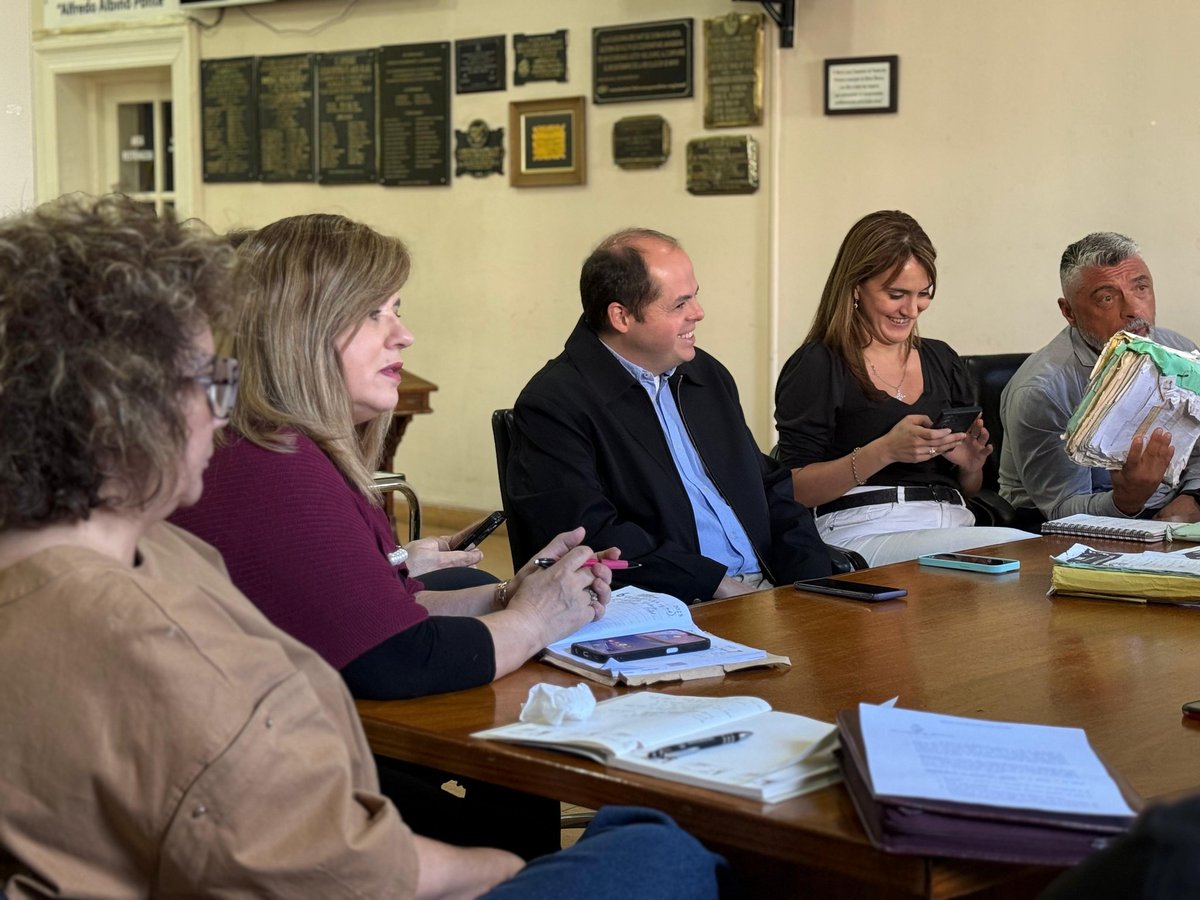 Integrantes de las Comisiones de Asuntos Legales, obras públicas, Hacienda ,urbanización y vivienda, Derechos Humanos y Garantías y Control y preservación de medio ambiente se reunieron para tratar determinados expedientes qué necesitan una mirada integral.