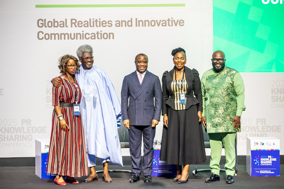 iprGhOfficial's tweet photo. "Gov’t communication goes beyond infomation sharing, it builds trust, inspires belief & drives change.” - @felix_kwakye_ofosu at #PRKSC2025
#IPRGhana #AfricaOnTheGlobalStage #StrategicCommunications #PublicRelations #DevelopmentCommunication https://t.co/bgWGO9HTyK