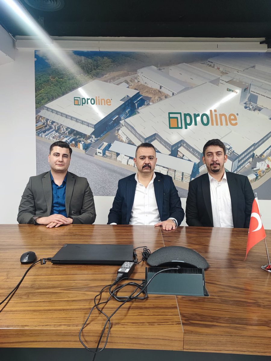 Bir dizi ziyaretler kapsamında İlçe başkan yardımcımız Mehmet Özdil ile MKYK  üyemiz sn.<a href="/erdmoksz/">Erdem ÖKSÜZ</a> beyfendiyi iş yerinde ziyaret ettik. Bizleri en güzel şekilde ağırlayan Başkanımıza teşekkür ediyorum.