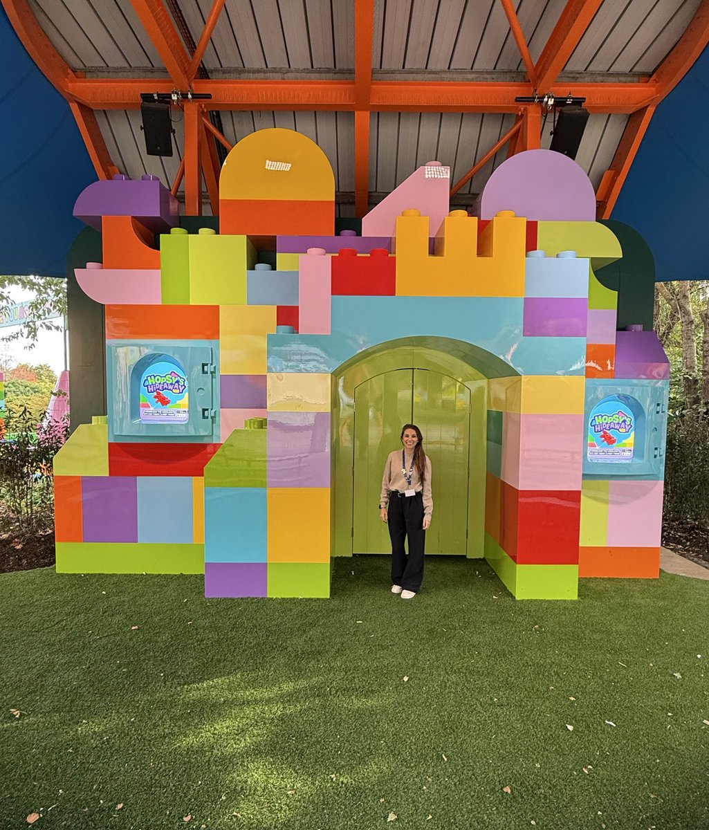 Claire Eglinton tweet media