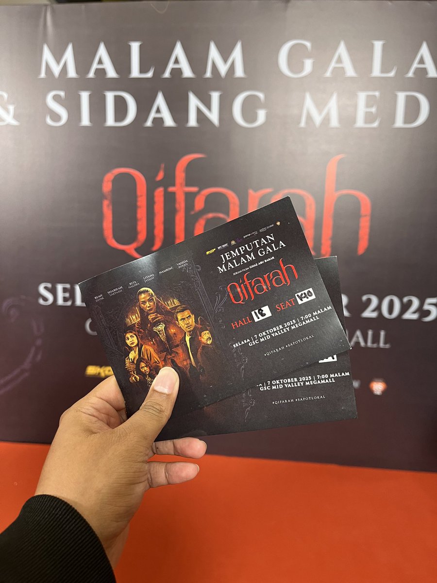 akimzonr11's tweet image. Cerita ni ada sikit &quot;Cliché dia. Tapi sinematografi, lighting, bunyi semua TIPTOP 🔥

7/10 ⭐️⭐️⭐️

#Qifarah #Primeworks #SkopProduction #AstroShaw