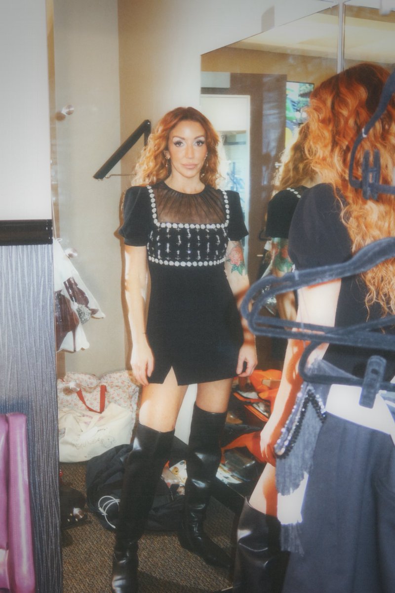 Ashley Monroe tweet media