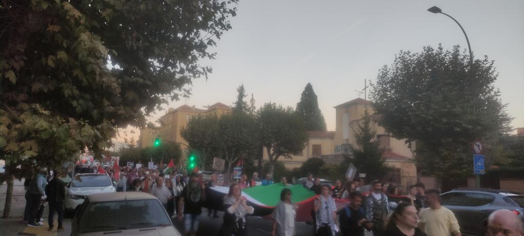 Stop #GenocidioEnGaza ya!!!!
#Burgos con Palestina