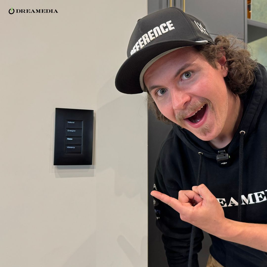 DreaMediaAV's tweet image. Minimal design, max control. Lutron nailed it again.
#dreamedia #homeautomation #modernliving #designmeetsfunction #luxuryhomes #connectedliving