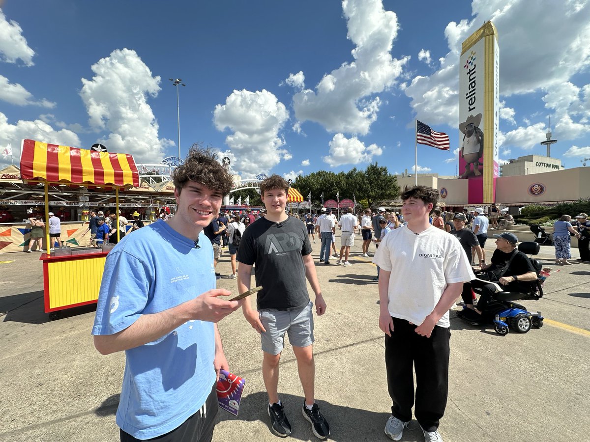 Khanada's tweet image. Dig state fair video Coming soon