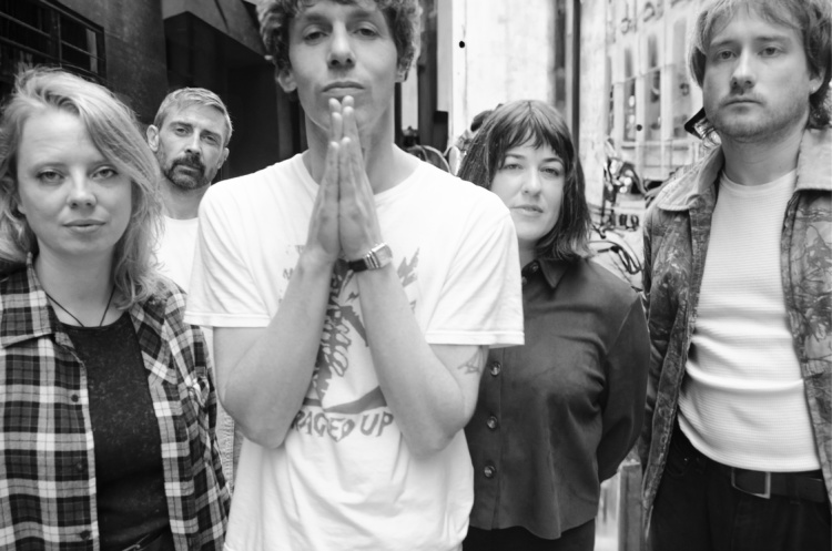 List Pick: ‘Such A Steal’ is the latest release from Irish alt-rock/shoegaze outfit <a href="/TheAlteredHours/">The Altered Hours</a>.
themostradicalist.com/article/list-p…