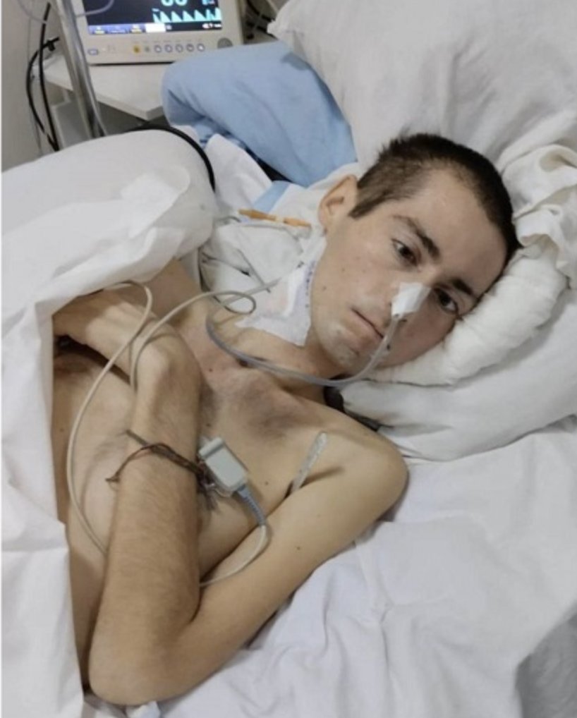 ctzn24's tweet image. МИ🇺🇦РАЗОМ!
🫡🇺🇦Євгеній Ситник, позивний ЖЕКА
У лютому 2022 повернувся з Польщі захищати Україну. Тяжке поранення голови. Кома, параліч. Втрата мови. Мріє про незалежне та активне життя. 
❗️Потрібна тривала спеціалізована реабілітація. 
 🆘 ПІДТРИМАЙТЕ!
історія Євгена на сайті:…