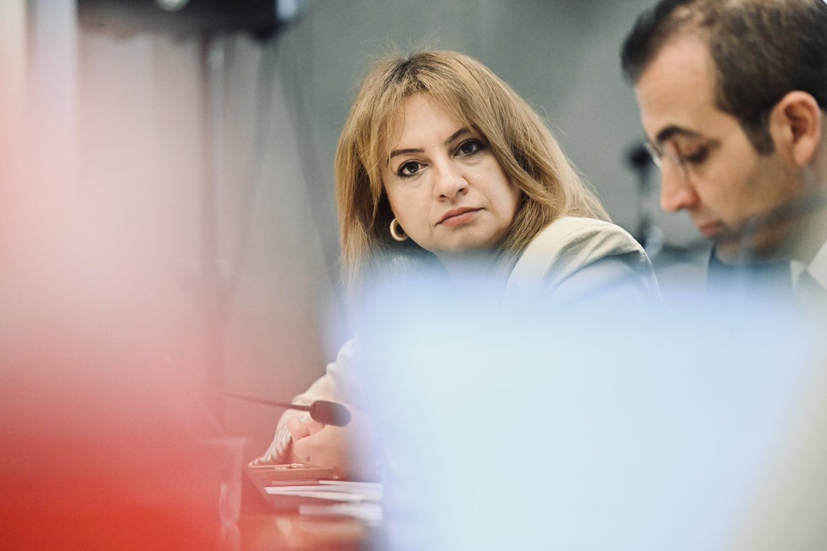 hatırlatma | Şişli Belediye Başkanı Resul Emrah Şahan ve Şişli Belediye Başkan Yardımcısı Ebru Özdemir 200 gündür hukuksuzca tutsak.

Dile kolay, bugün tam 200 gün oldu.