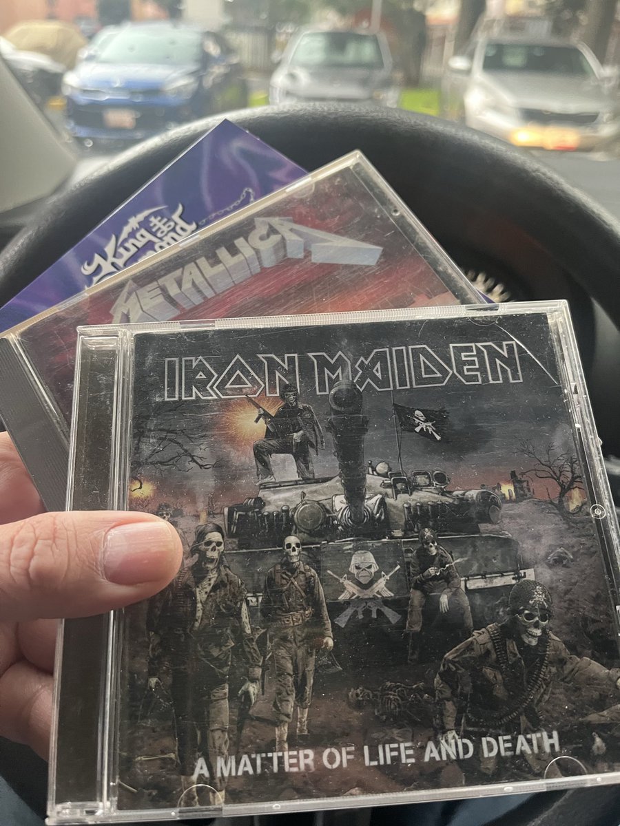 afredmadman666's tweet image. #ArfArf #openthepit @rosete_ros @RojoWargo  abrazo para todos !! Hoy me traje estos!!