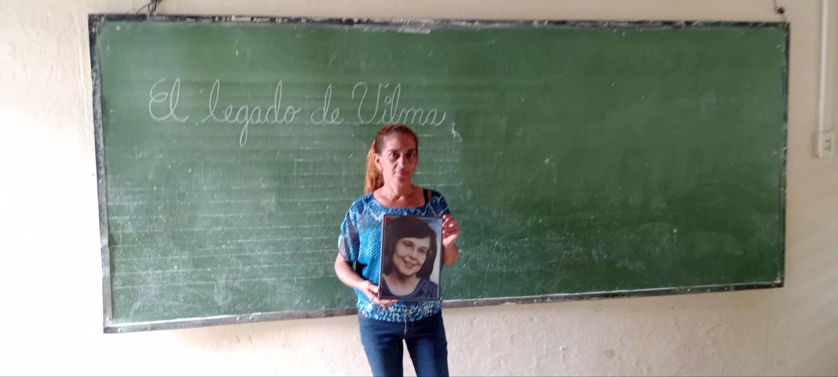 LDubuet's tweet photo. Con una excelente actividad complementaria se resalta la vida y obra de nuestra #VilmaEspín.
@BorgesOlivero 
@RicelLaO1 
@YudelkisOrtizB https://t.co/296Rzqt1dh