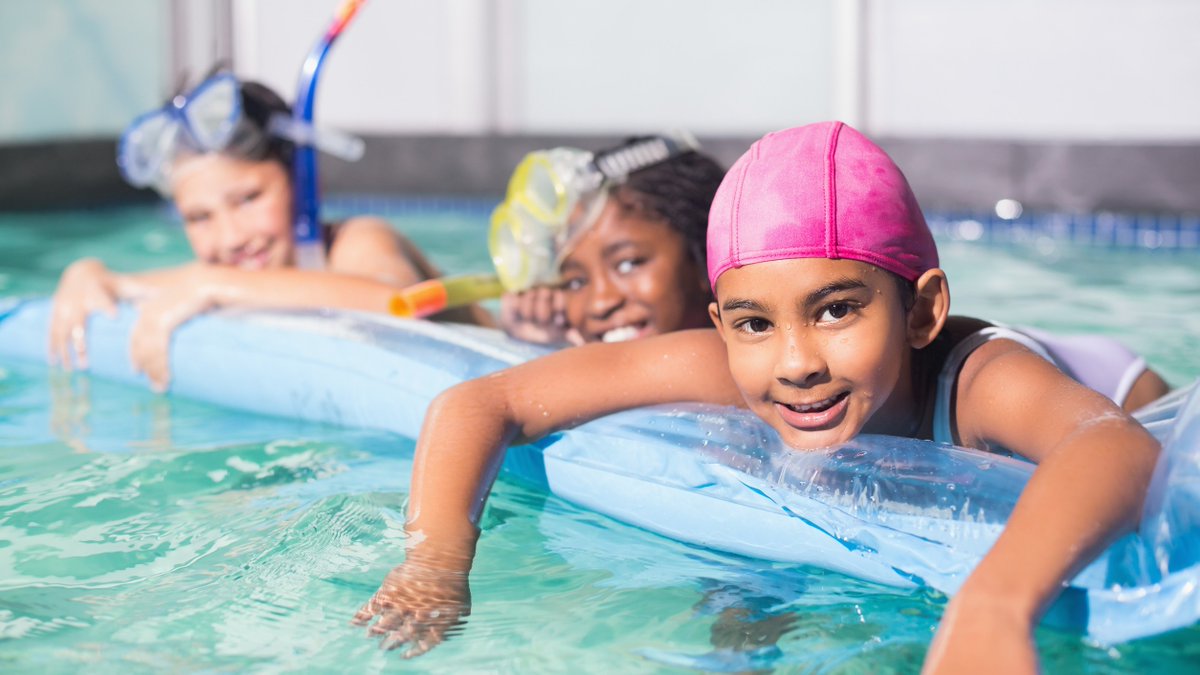 Just because it's fall doesn't mean swim season has to be over!

Our swim lessons run year-round to help kids build confidence, learn water safety, and improve their swimming skills!

operations.daxko.com/Online/5119/Pr…