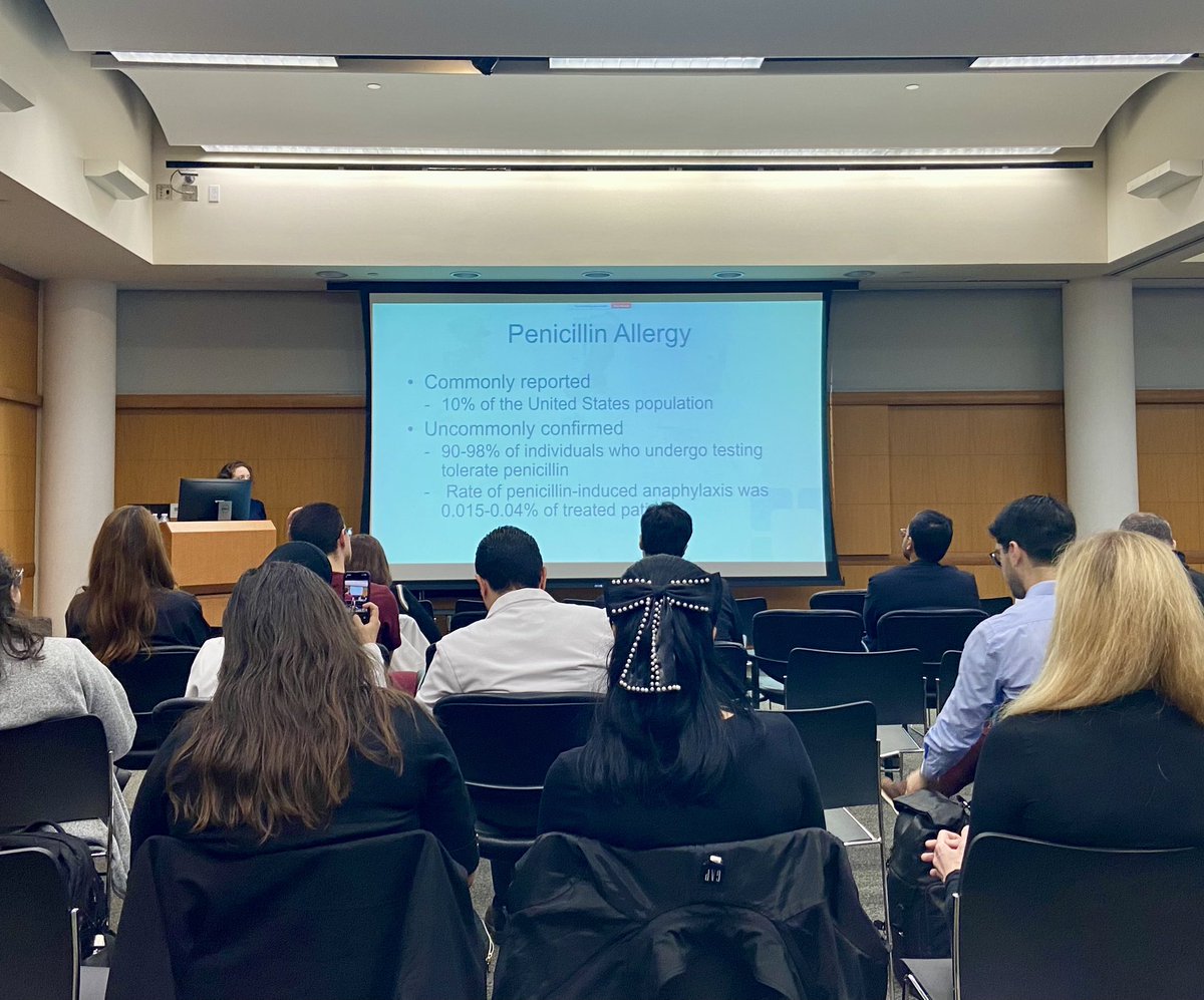 🔷Academic Half Day Spotlight 🔷
Allergy &amp; Immunology 🌿

PGY-1s dove into:
💊 Drug allergies &amp; desensitization
🦠 Recurrent infections &amp; immunodeficiencies
🔥 Atopic dermatitis

Interactive learning led by experts—many trained right here at CCF! #MedEd #AllergyImmunology