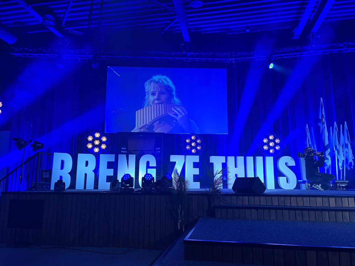 Vanavond bidden en zingen we. We herdenken de verschrikkelijke terreuraanslag op Israël van 7 okt 2023. #BringThemHome <a href="/cvisrael/">Christenen voor Israël</a>