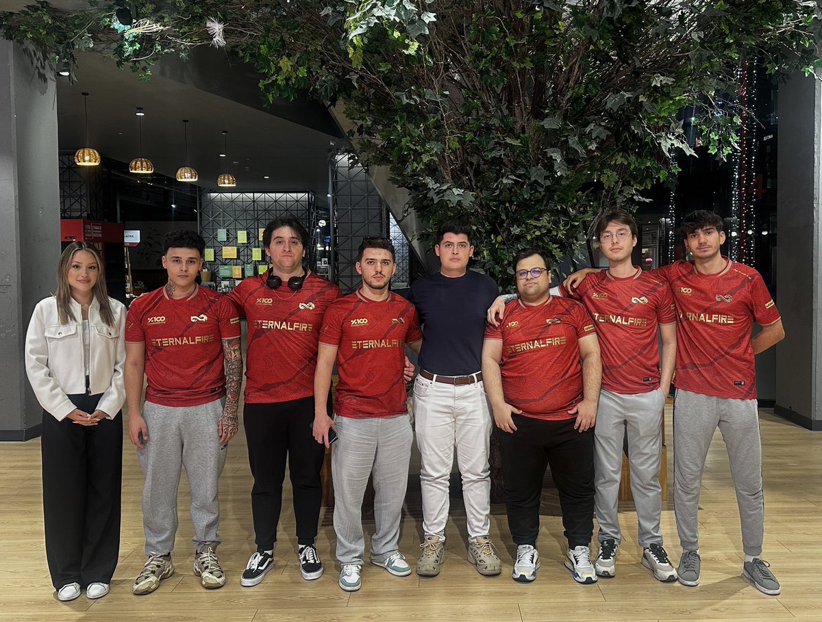 eternalfiregg's tweet image. CS2 Academy Media Day hatırası 📸
