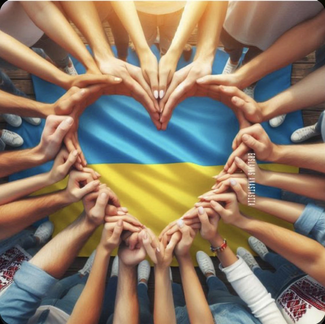 Exactly 🫶 Let's help frontline medics keep the defenders alive ❤️‍🩹💙💛