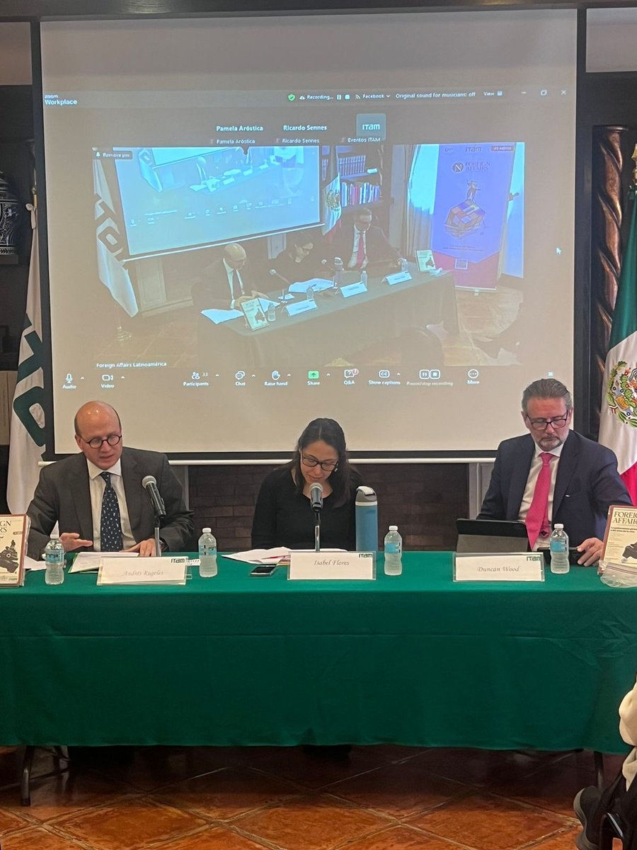 #25AñosFAL “El eje de poder se está moviendo de Occidente hacia Asia.”
- Dr. Andrés Rugeles
(<a href="/arugeles/">Andres Rugeles</a>)
Sigue la transmisión en Facebook Live: 
bit.ly/46DLQgG