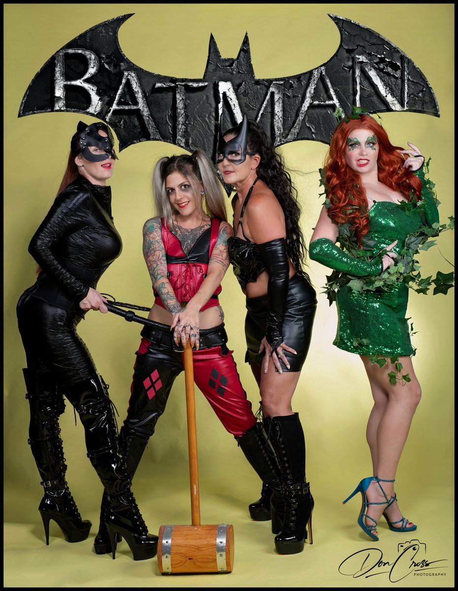 Catwoman and Batgirl are putting moves on the crazy, but delicious Harley Quinn while Poison Ivy fumes! <a href="/mznataliecharm/">✨Natalie Charm✨</a> <a href="/summer_raez69/">.:SummerRaez:. ☀️🖤</a> <a href="/CDForever51/">CarissaDumond🌺🧜‍♀️💙💪Happy Girl!</a> <a href="/MelHeflin/">Mel Heflin</a>
