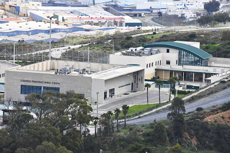 El Consejo de Ministros ha aprobado este martes la declaración de emergencia para contratar la obra de reforma de la sala técnica del Cuerpo de Guardia del Centro Penitenciario de #Ceuta. La actuación, valorada en 221.994,39 euros, permitirá mejorar las condiciones de seguridad e