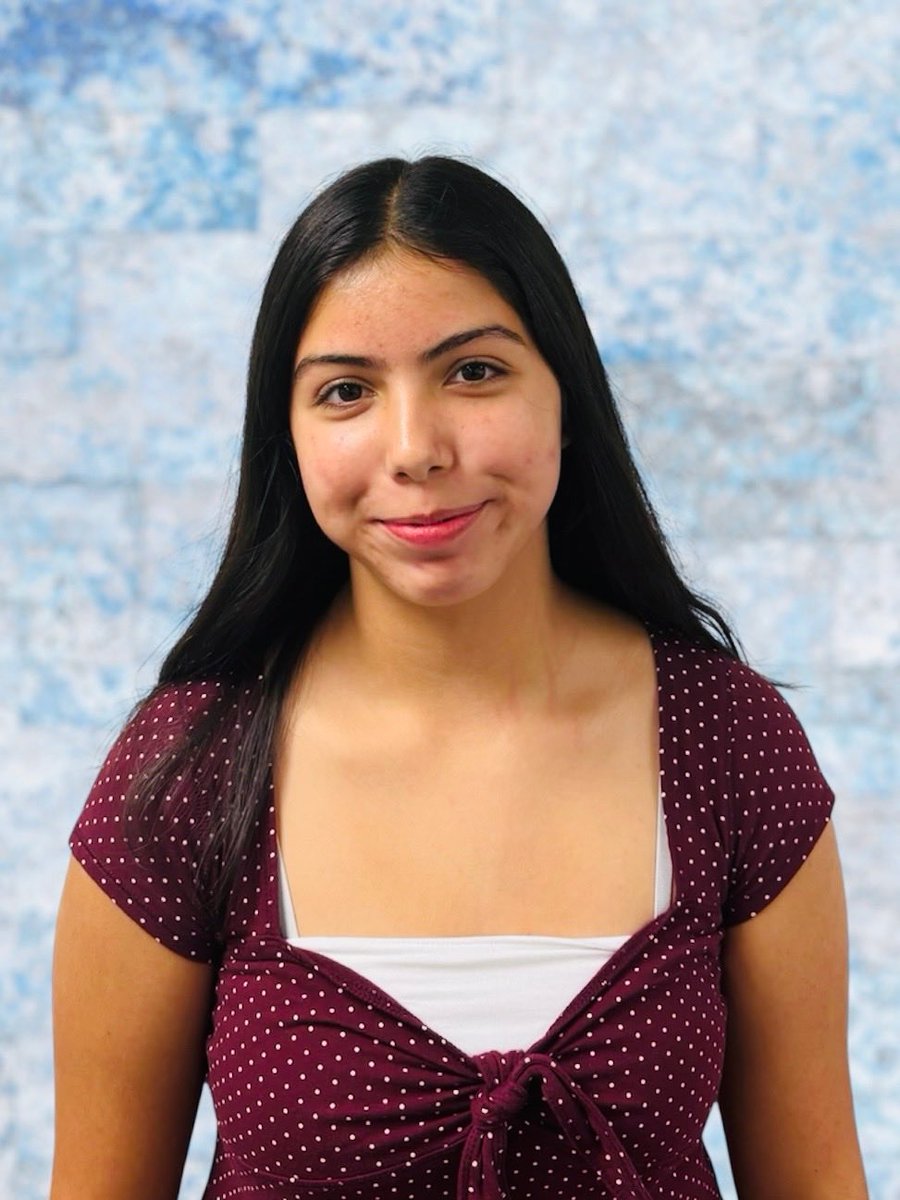 Athletes of the Week:

7th Female: Lizzy Sanchez (Volleyball)
7th Male: Jackson Barnes (Tennis)
8th Female: Griffin Betts (Volleyball)
8th Male: Cooper Woods (Football)