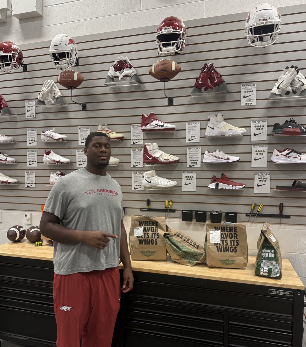 RazorbackEquip's tweet image. Shout it to Big E for feeding the 2025 intramural football champs!