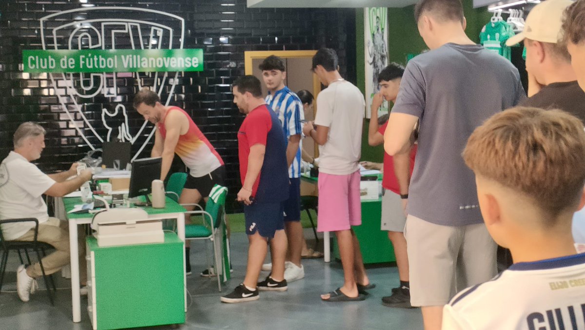 SOLD OUT 🎟️ 

Todas las entradas cedidas por el Don Benito (325) se han vendido en dos horas. 

Gracias a los socios por la enorme respuesta  💪🏼