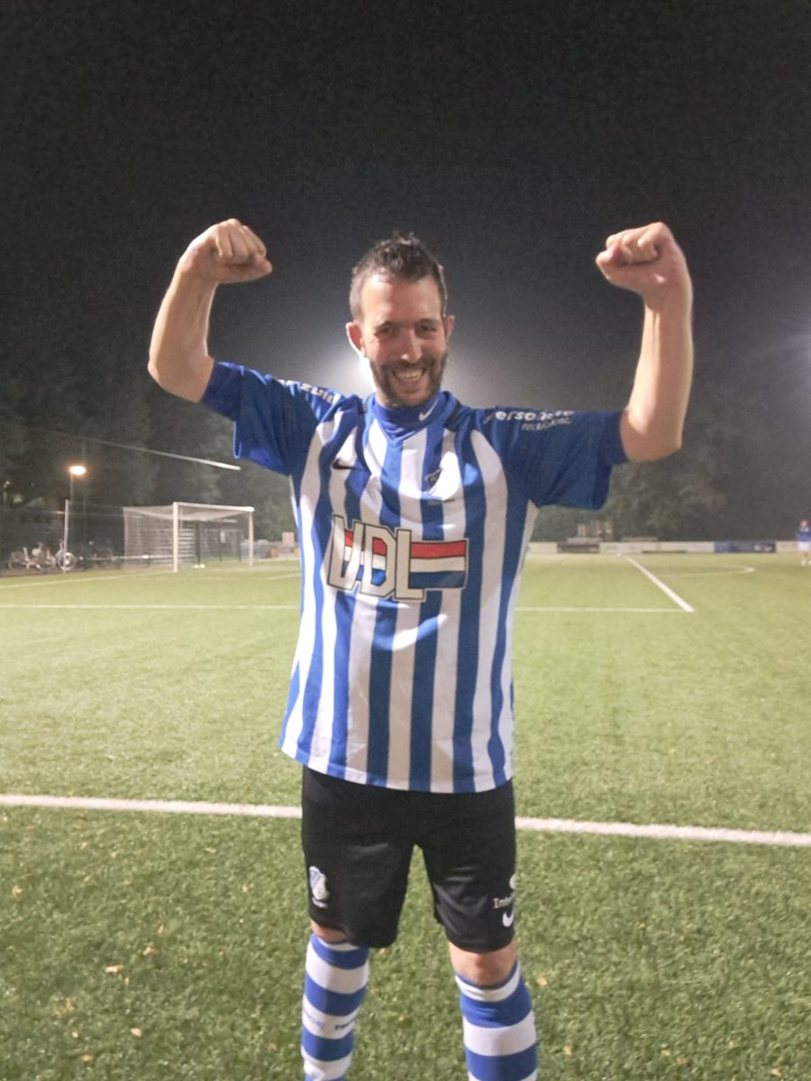 Ik heb lekker getraind Ik heb mijn energie kwijt Op naar zaterdag en ik heb in de partijtje  <a href="/ODC_Voetbal/">ODC Voetbal</a> <a href="/odcgvoetbal/">ODC G-Voetbal</a> ❤️🤍💙❤️🤍💙🌞🎺🎺⚽️⚽️🫶🫶💪💪💪💪 @uitlichten