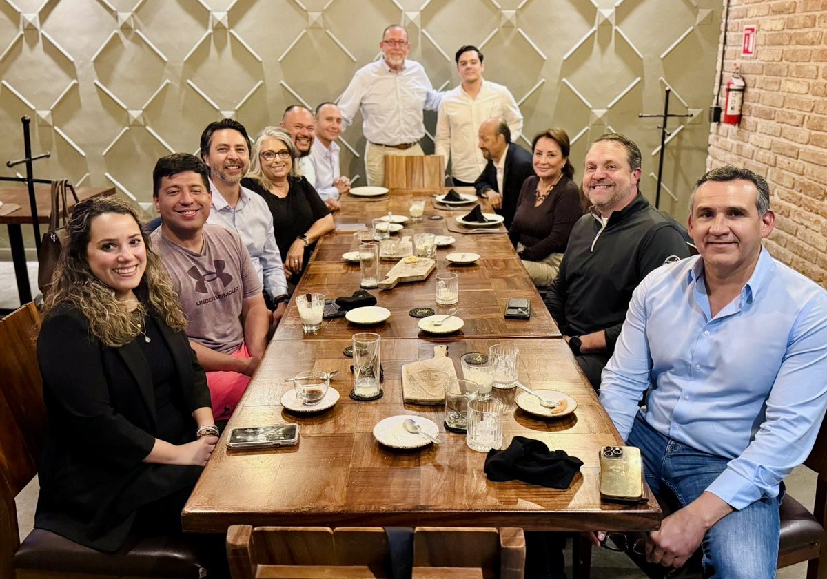 Alongside <a href="/PaulinaOcanaE/">Paulina Ocaña</a>, we continue advancing with Sonora, Arizona, and federal authorities on the planning of the new Agua Prieta–Douglas II Port of Entry a strategic project led by Governor <a href="/AlfonsoDurazo/">Alfonso Durazo</a> to strengthen the Sonora–Arizona megaregion and its logistics potential